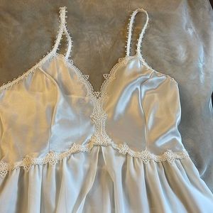 FM lingerie size medium